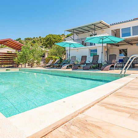 Nice Home In Zatoglav With House Sea View Podglavica Екстер'єр фото