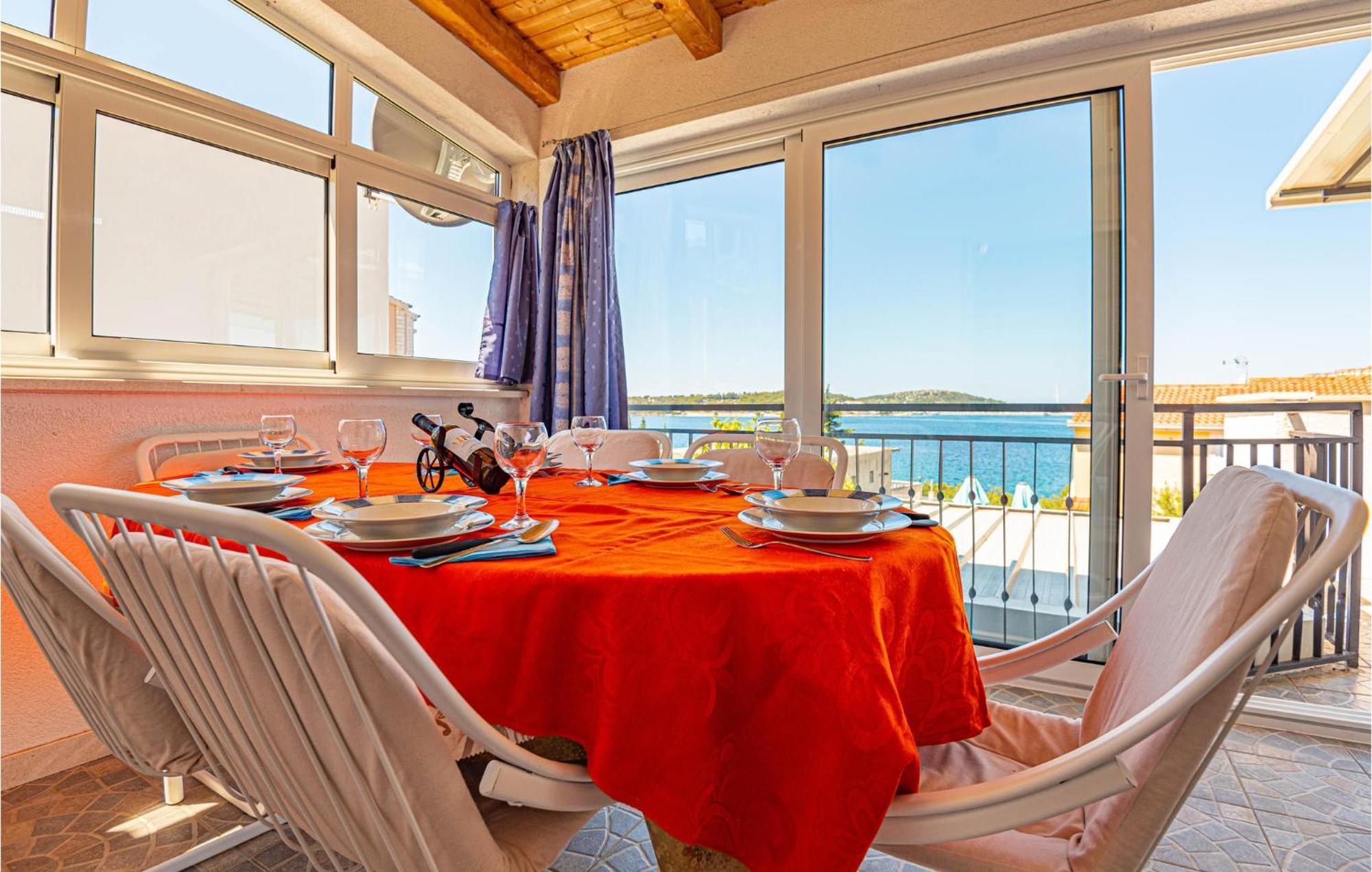 Nice Home In Zatoglav With House Sea View Podglavica Екстер'єр фото