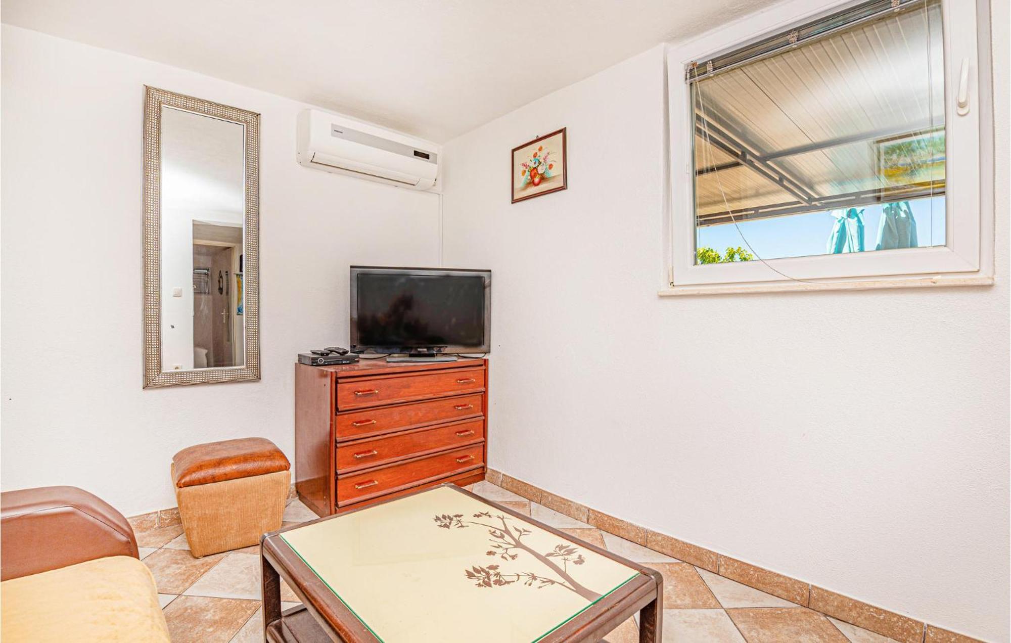 Nice Home In Zatoglav With House Sea View Podglavica Екстер'єр фото