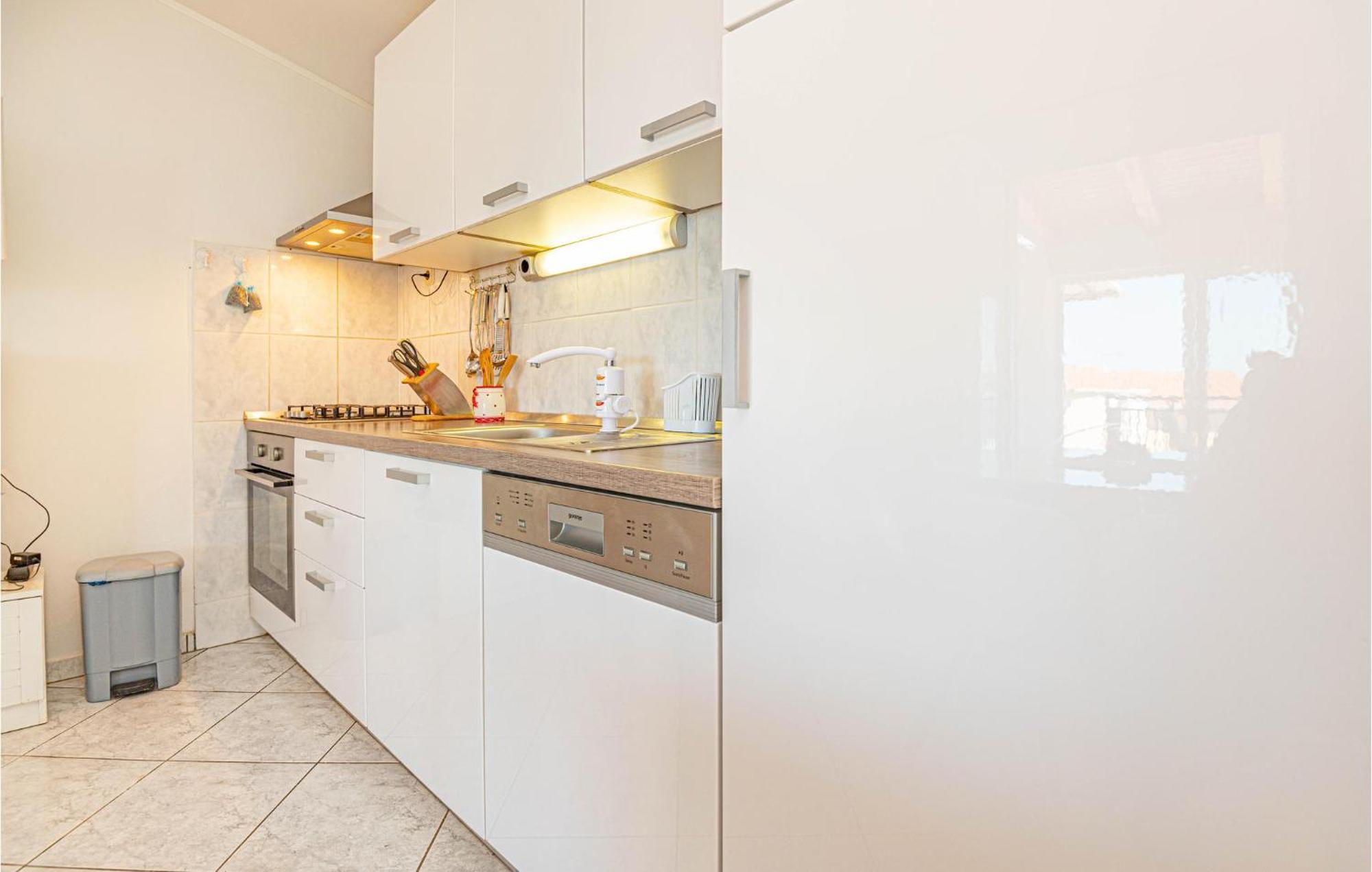 Nice Home In Zatoglav With House Sea View Podglavica Екстер'єр фото